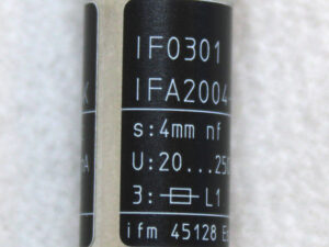 IFM IF0301 Induktiver Sensor -used-