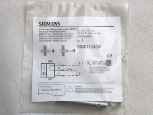 SIEMENS 3RG4112-3AG01 Simatic PXI320  Induktivsensor -OVP/unused-