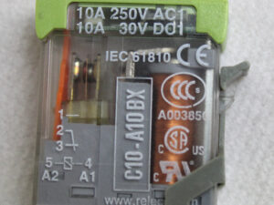 COMAT CS-106 Sockel + Relais C10-A10BX -used-