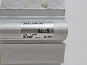 SMC CQ2B32TF-20DZ Kompaktzylinder -used-