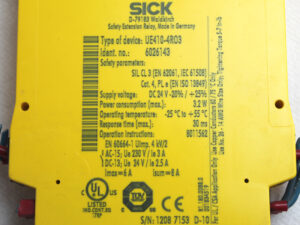 SICK UE410-4R03 Relaismodul – Cover Broken -used-