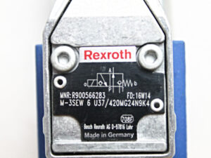 Rexroth R900221884 + R900156528 Wegesitzventil + Spule -unused-