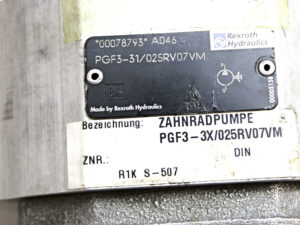 Rexroth PGF3-31/025RV07VM Innenzahnradpumpe -used-