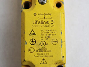 ALLEN BRADLEY Lifeline 3 Safety Switch -used-