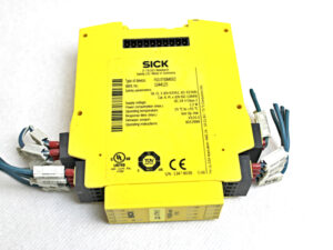 SICK FX3-XTIO84002 1044125 – Cover broken -used-