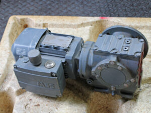 SEW SF47 DRS71S4BE05/OL Getriebemotor -used-