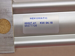 Hekomatic 00027-41 95577708 Pneumatikzylinder KW 04.18 + ASKUBAL KI 10-D Gelenkkopf -unused-