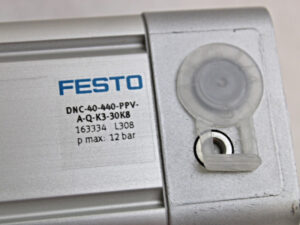 Festo DNC-40-440-PPV-A-Q-K3-30K8 163334 Normzylinder -used-