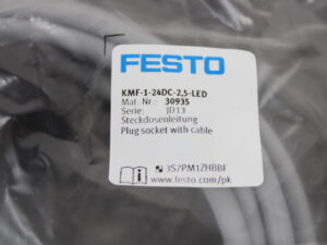 FESTO KMF-1-24DC-2,5-LED Steckdosenleitung ovp/unused Seald
