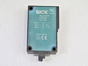 Sick WL23-F430 1015684 Lichtschranke Cover broken -used-