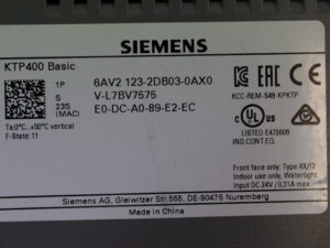 SIEMENS 6AV2123-2DB03-0AX0 Basic Panel, Riss in der Folie-used-