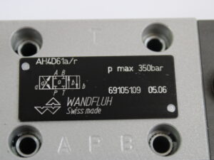 Wandfluh AH4D61a/r Schieberventil -used-