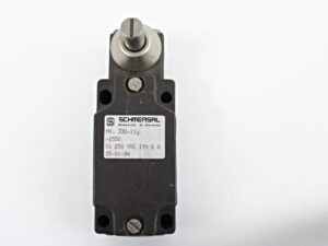 Schmersal MV. 330-11y-1550 Positionsschalter -used-