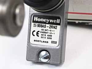 Honeywell BZ-2RN/02 Positionsrollenschalter -OVP/unused-