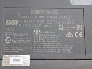 SIEMENS 6ES7326-2BF10-0AB0 Simatic S7-300 FS:3 Klappe fehlt-used-