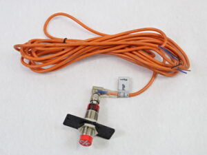 filpro LIM18 PR magnetic reed proximity sensor -used-