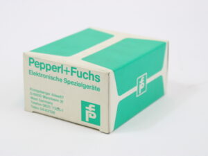 Pepperl+Fuchs Stecksockel KB-03 -unused/OVP-