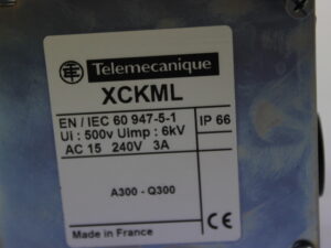 Telemecanique XCKML1436180 Limit switches XC Standard -used-