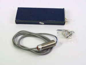 Telemecanique XTA-H153115  Kapazitiver Sensor -unused-