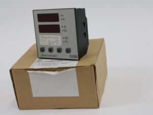 GOSSEN METRAWATT R2080 Digitaler Temperaturregler -OVP/unused-