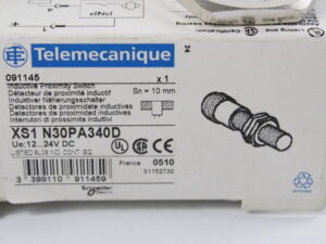Telemecanique XS1N30PA34D induktiver Näherungsschalter -unused/OVP-