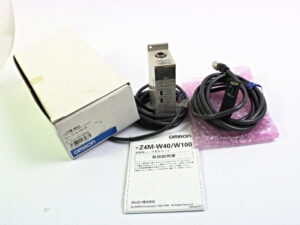 OMRON Z4M-W40/W100 Sensor + Z4M-S40 -OVP/unused-