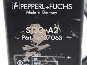 Pepperl+Fuchs SJ30-A2 37063 Schlitzsensor -used-