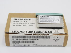 SIEMENS SIMATIC S7 6ES7951-0KG00-0AA0 Speichermodul Version: 03 -unused/OVP-