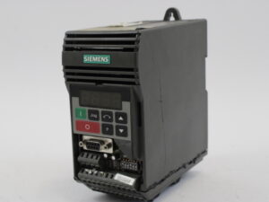SIEMENS 6SE3214-0DA40 Micromaster Vector MMV150/3 Drive, Cover gebrochen -used-