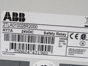 ABB RT7 A 2TLA010028R2000 Sicherheitsrelais 24 VDC -OVP/unused-