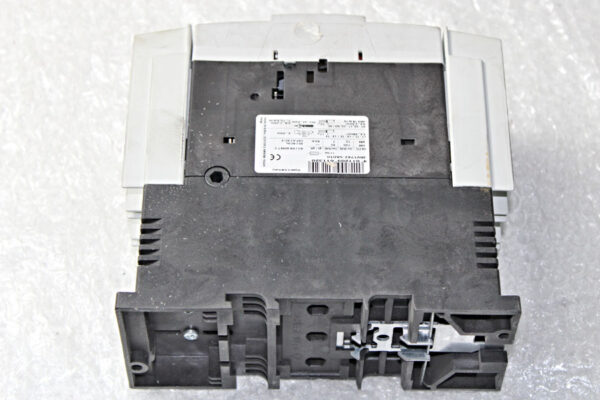 Z:X11245.JPG